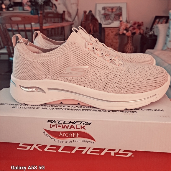 Women`s Skechers GO Walk Arch Fit - Crystal Waves Sneaker 124882-TPPK Taupe/p 10 - Picture 2 of 15